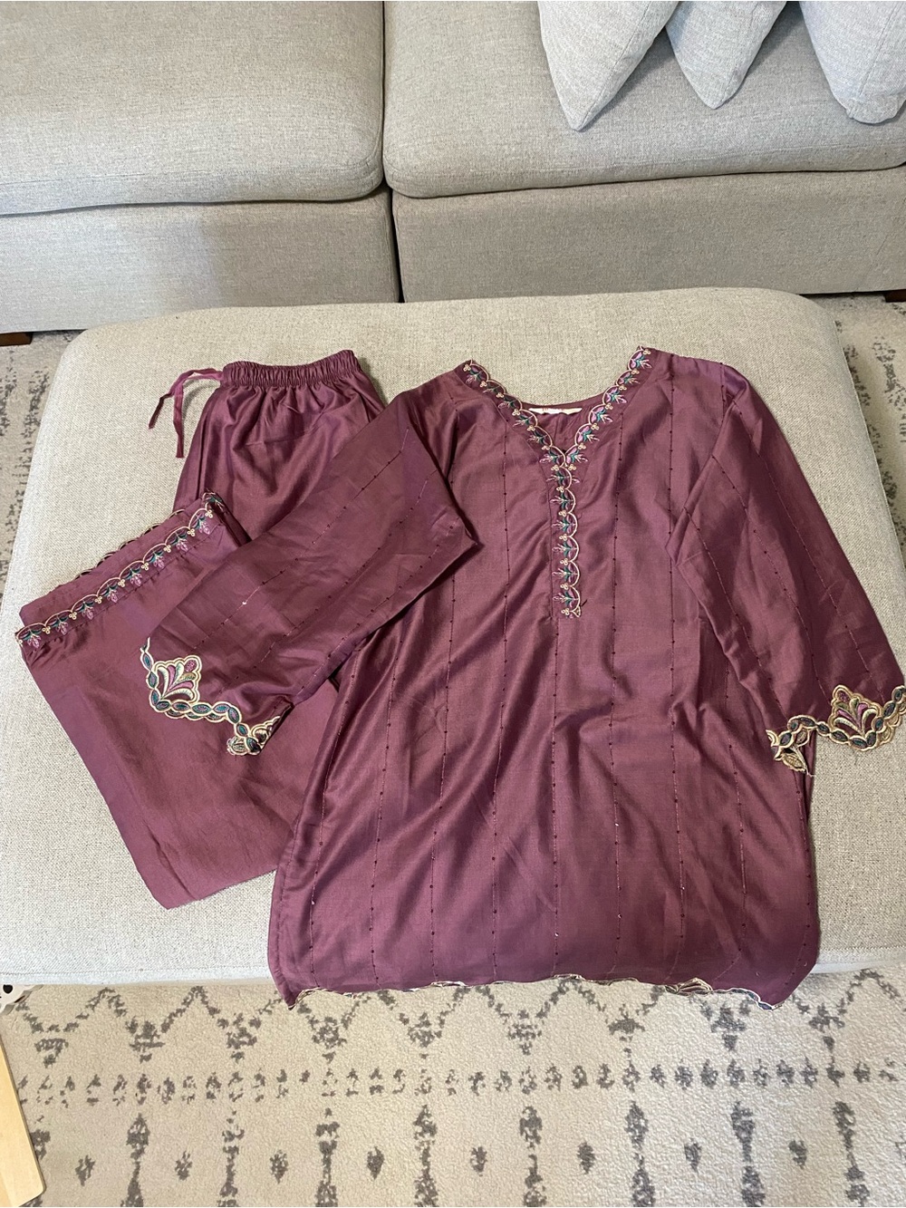 Women’s Embroidered Kurta Pajama Set - Plum